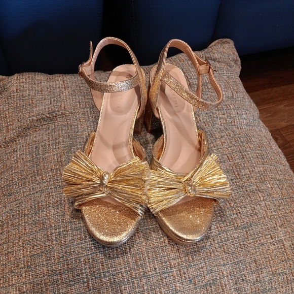 Kelly & Katie Heather Evening Sandal Gold Semi New Size 6M Heels - Picture 3 of 5